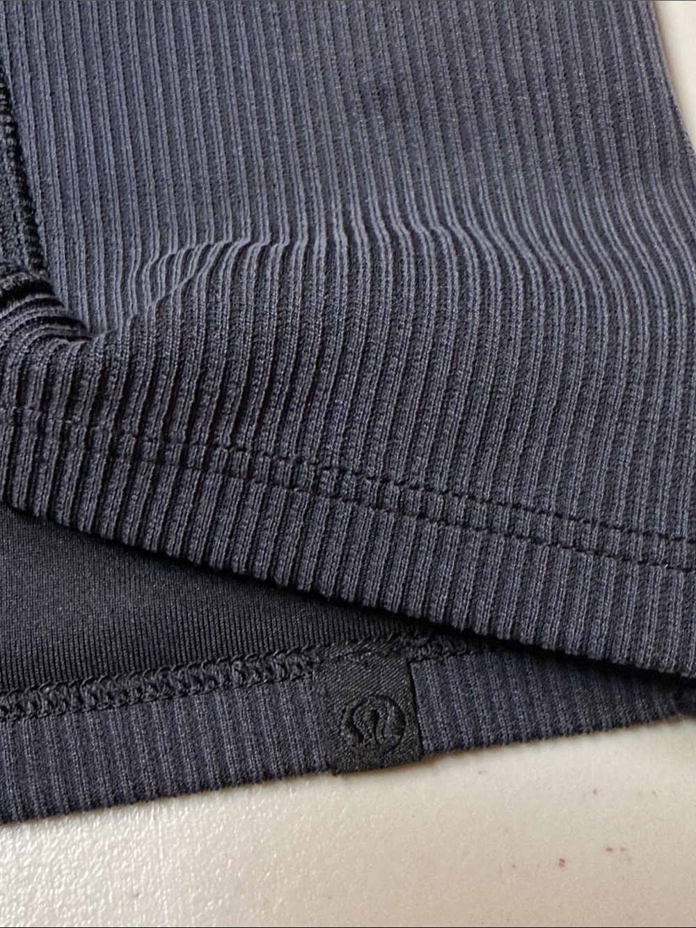 Lululemon Ribbed Softstreme Short Sleeve Tee Black - Picture 4 of 5